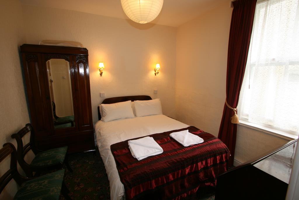 Silvercraigs Hotel Douglas Exterior photo